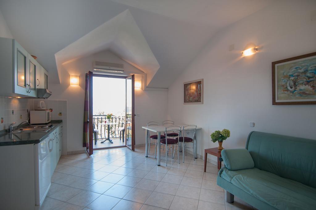 Apartments Raic Supetar Dış mekan fotoğraf