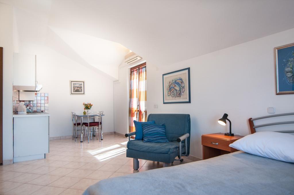Apartments Raic Supetar Dış mekan fotoğraf