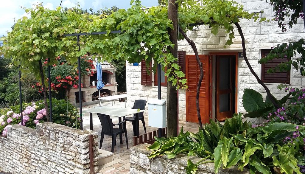 Apartments Raic Supetar Dış mekan fotoğraf